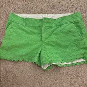 LILLY PULITZER green eyelet lace scalloped Walsh shorts